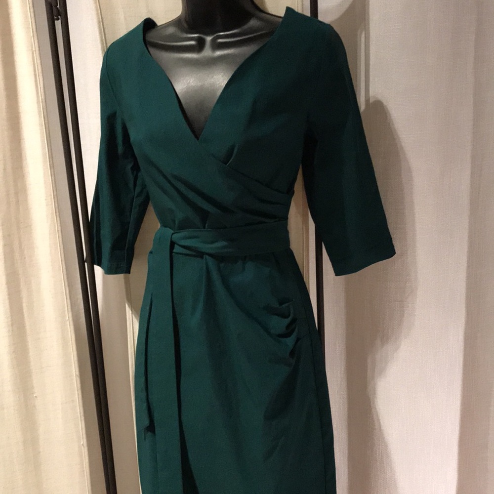 Women's Green Faux Wrap V Neck 3/4 Sleeve ruched Work Belted knee length dress - Picture 8 of 9